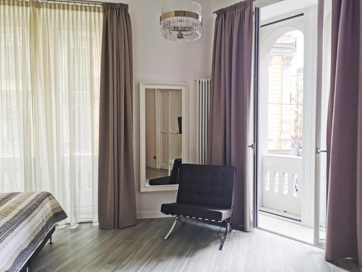 Duomo Platinum Apartments Neapel Exterior foto