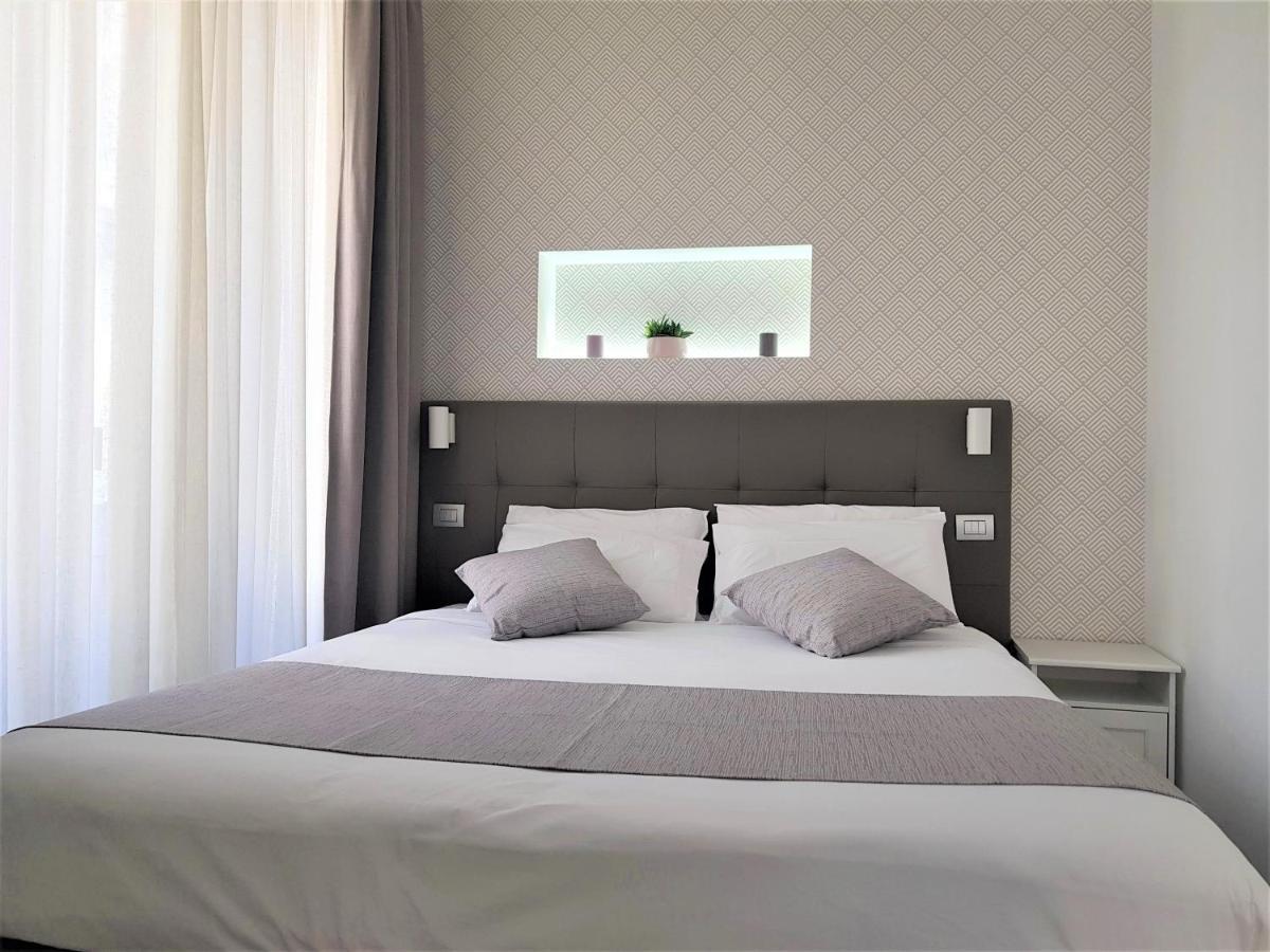 Duomo Platinum Apartments Neapel Exterior foto