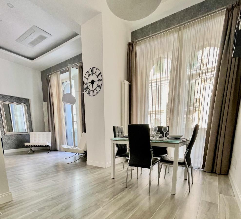 Duomo Platinum Apartments Neapel Exterior foto