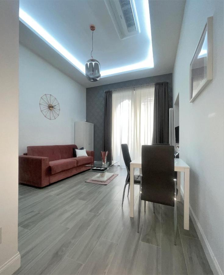 Duomo Platinum Apartments Neapel Zimmer foto