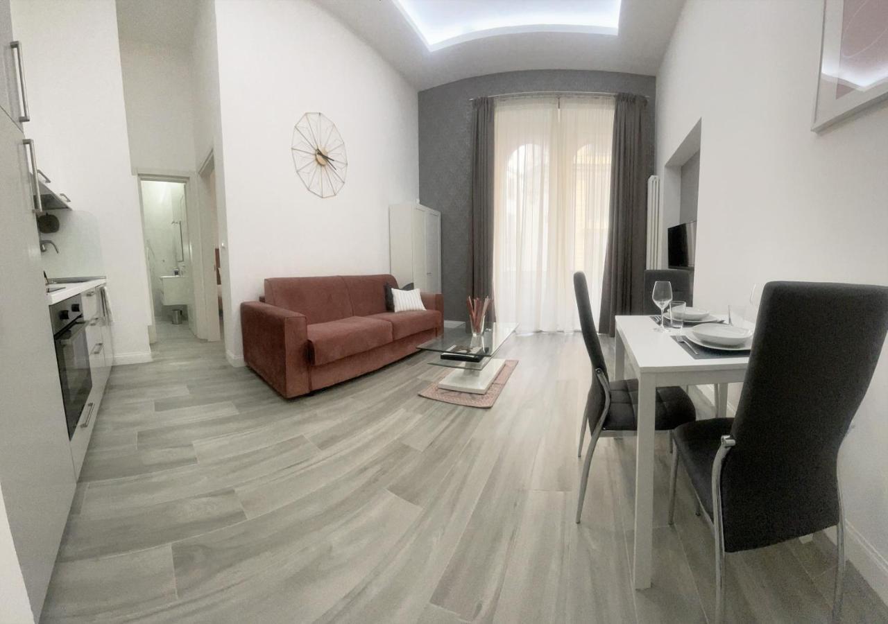 Duomo Platinum Apartments Neapel Zimmer foto
