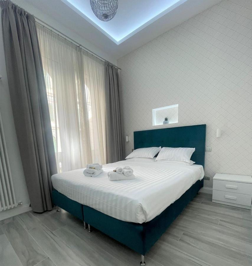 Duomo Platinum Apartments Neapel Exterior foto