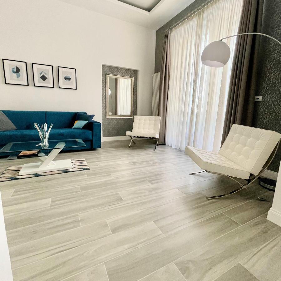 Duomo Platinum Apartments Neapel Exterior foto